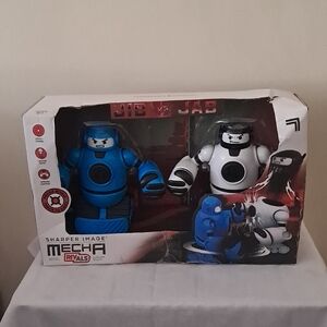 Sharper Image Mecha Rivals Blue and White Battle Bots